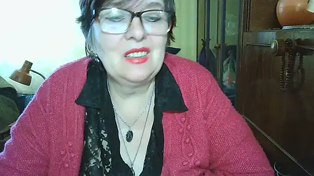 Snapshot of VeronicaGold511 chatting on 01.19.26 VeronicaGold511 online show from 01.19.26