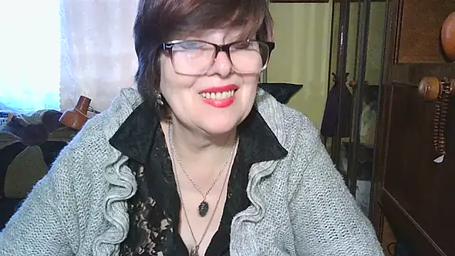 Snapshot of VeronicaGold511 chatting on 02.26.26 VeronicaGold511 online show from 02.26.26