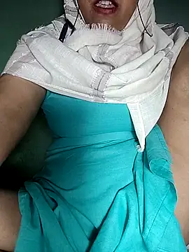 Hotty-Monaa online show from 11.19.25