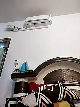 Snapshot of Cute-Janvi20 chatting on 12.19.25 Cute-Janvi20 online show from 12.19.25