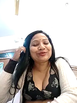 Snapshot of Cute-Janvi20 chatting on 12.21.25 Cute-Janvi20 online show from 12.21.25
