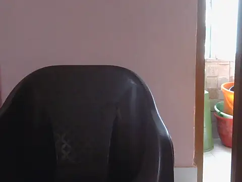 Snapshot of itsabika chatting on 07.13.26 itsabika online show from 07.13.26