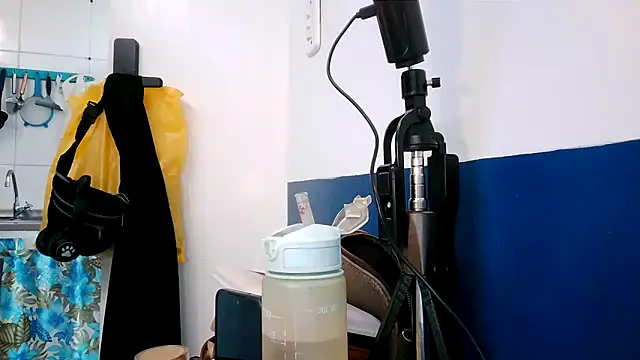 Veronnaink online show from 02.25.26