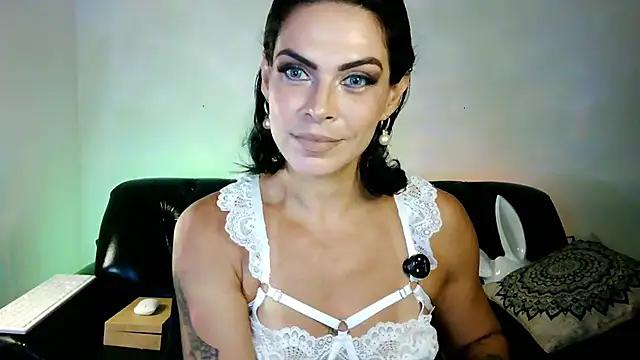 Veronnaink online show from 04.04.26