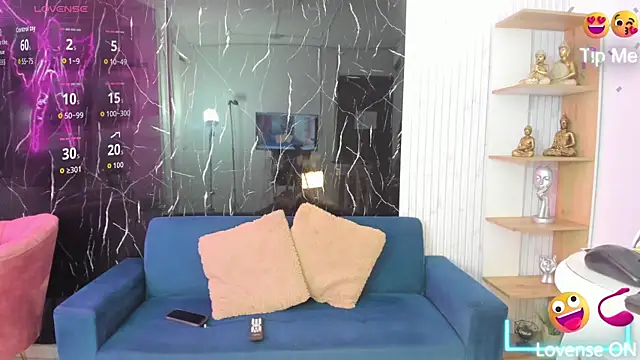 Nini Beyker online show from 04.05.26