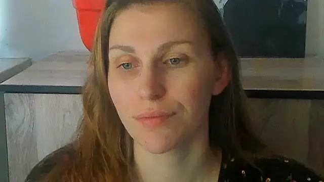 JuliaMuuun online show from 07.08.26