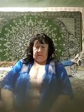 CrystalLime6411 online show from 10.26.25