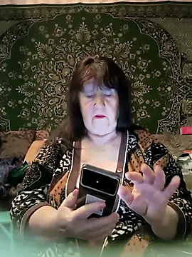 CrystalLime6411 online show from 04.02.26