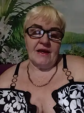 VioletSweet5566 online show from 11.29.25