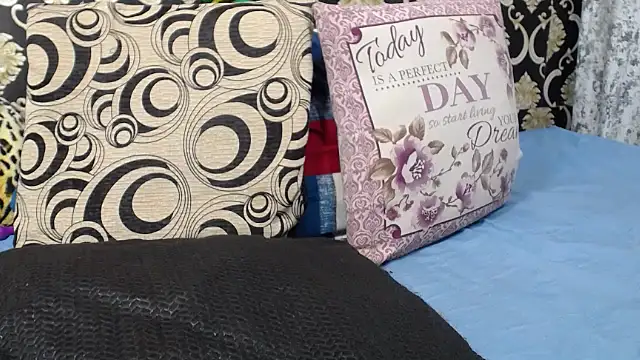 Ozimpho online show from 10.22.25