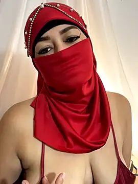 Amyraa  online show from 10.08.25