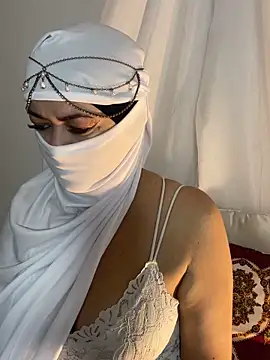 Amyraa  online show from 11.27.25