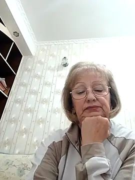 AlikaSwan5821 online show from 10.22.25