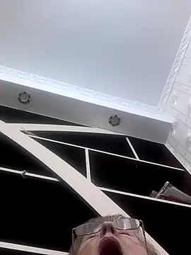 AlikaSwan5821 online show from 10.31.25