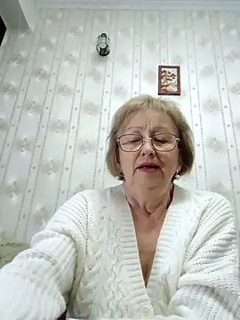 AlikaSwan5821 online show from 11.13.25