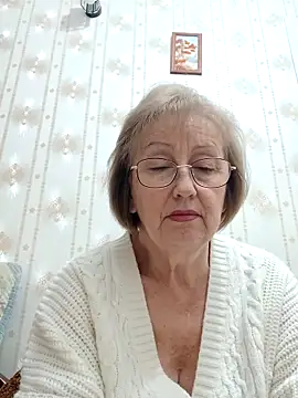 AlikaSwan5821 online show from 12.13.25