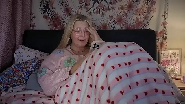 Daisyxoxo  online show from 02.20.26