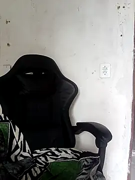 Snapshot of moreno25centimetro chatting on 04.23.26 moreno25centimetro online show from 04.23.26