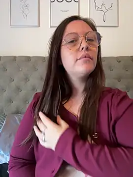 curvy cute ashley online show from 09.13.25