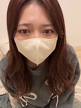 Snapshot of misa_mo chatting on 11.04.25 misa mo online show from 11.04.25