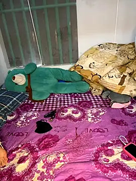 Snapshot of Samcutes chatting on 11.05.25 Samcutes online show from 11.05.25