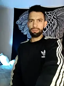 Enzo-wolf33 online show from 09.20.25