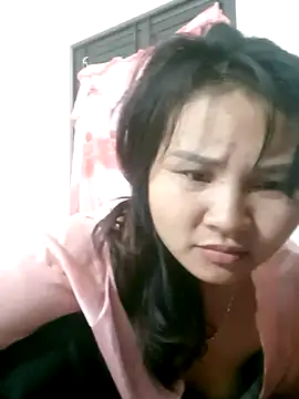 Heulwen-22 online show from 10.24.25