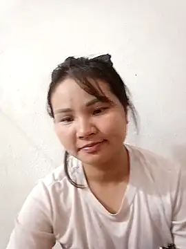 Heulwen-22 online show from 10.30.25