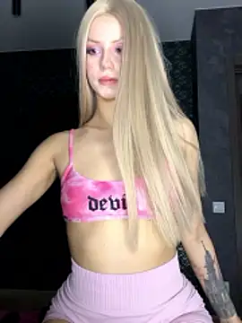 FavoriteKira online show from 03.21.26