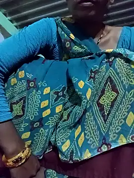 MISS LOVE 001 online show from 09.16.25