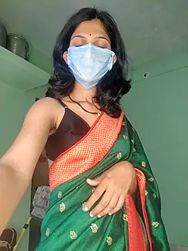 Shivani2002 online show from 02.20.26