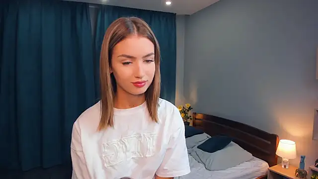 IsaVesco online show from 09.10.25