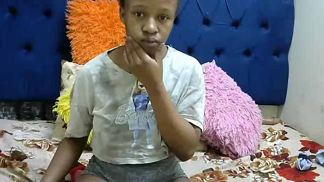 CURVYBABExxx online show from 09.09.25