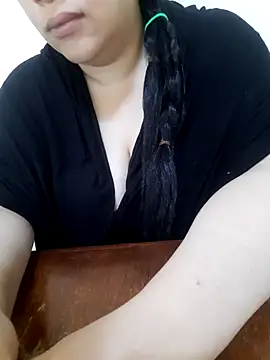 Madam-bezoul- online show from 09.11.25