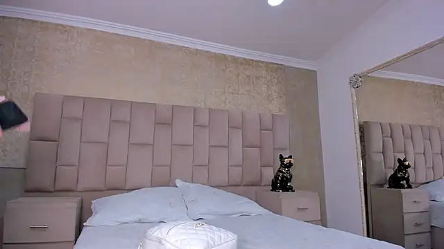 MadisonSky  online show from 10.26.25