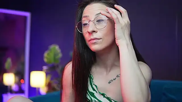 RubyRosa online show from 04.15.26