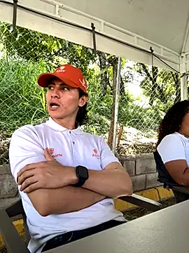 Snapshot of AlexanderHall chatting on 11.10.25 AlexanderHall online show from 11.10.25