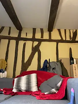 Snapshot of Toto-pika chatting on 03.03.26 Toto-pika online show from 03.03.26