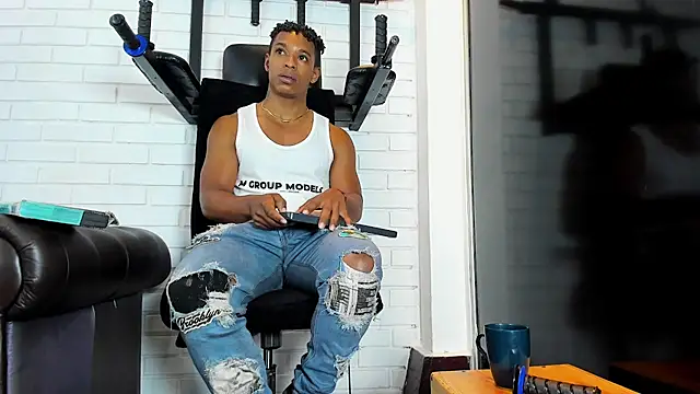 Snapshot of ItaloMoore chatting on 01.18.26 ItaloMoore online show from 01.18.26