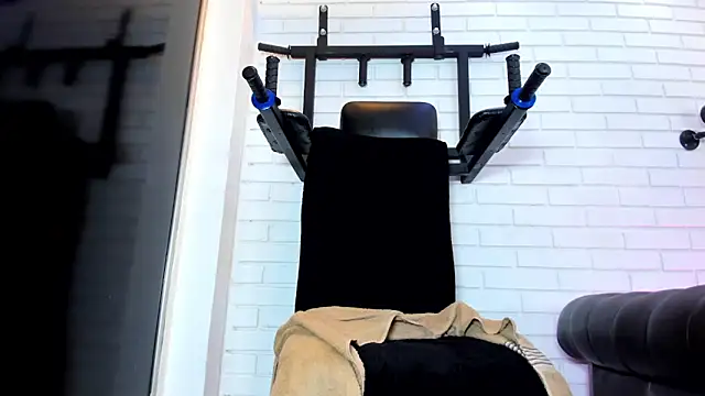 Snapshot of ItaloMoore chatting on 02.21.26 ItaloMoore online show from 02.21.26