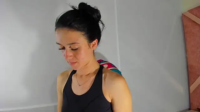 Amy Kobold3 online show from 02.28.26