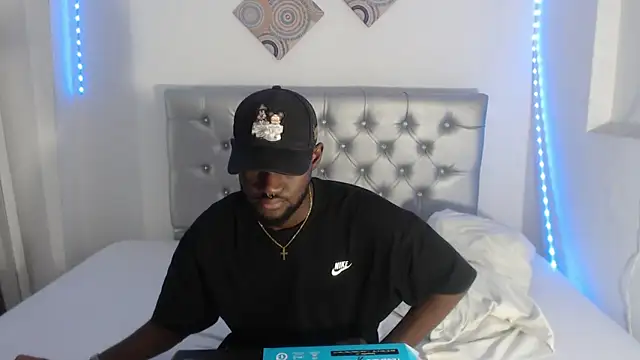 eebony stallion online show from 11.19.25