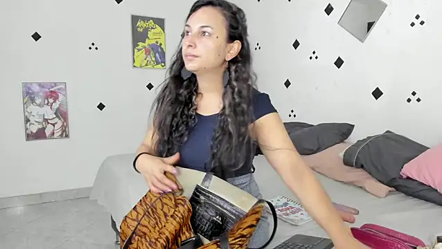 samaramour online show from 10.02.25