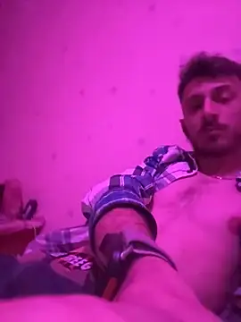 Snapshot of mister_twitter chatting on 02.12.26 mister twitter online show from 02.12.26