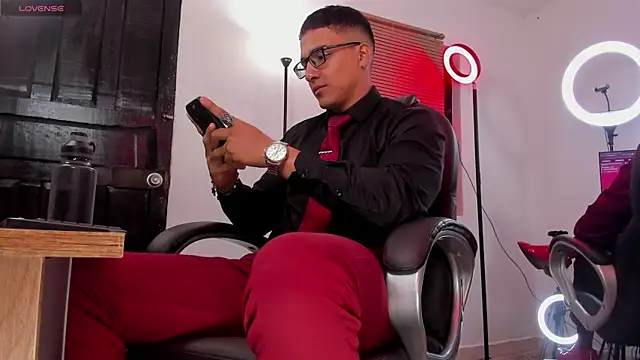 Snapshot of Dash_Bukoski chatting on 10.04.25 Dash Bukoski online show from 10.04.25