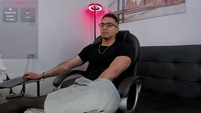 Snapshot of Dash_Bukoski chatting on 10.11.25 Dash Bukoski online show from 10.11.25