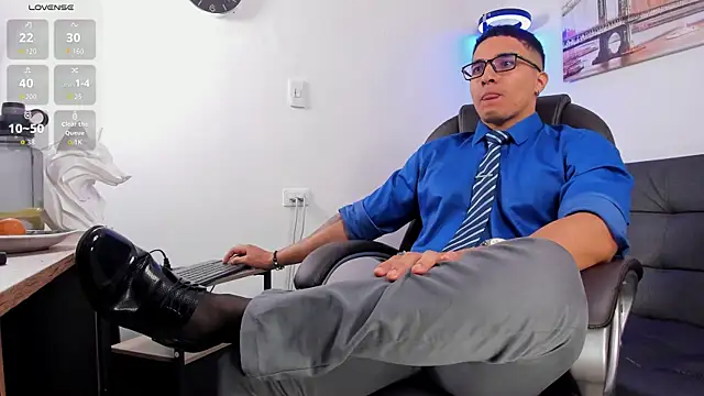 Snapshot of Dash_Bukoski chatting on 11.09.25 Dash Bukoski online show from 11.09.25