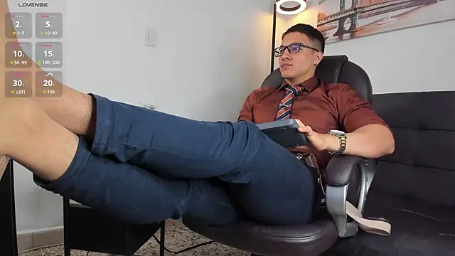 Snapshot of Dash_Bukoski chatting on 01.08.26 Dash Bukoski online show from 01.08.26