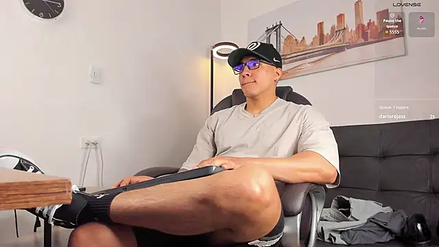 Snapshot of Dash_Bukoski chatting on 01.17.26 Dash Bukoski online show from 01.17.26