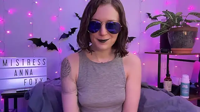 mistressannafoxx online show from 11.04.25